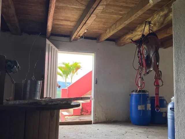 Imagem 4: Imperdível Chácara à Venda em Itajubá-MG, Bairro Angolá: 4 Quartos, 1 Sala, 1
