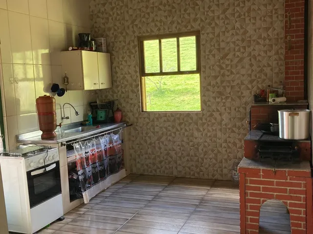 Imagem 10: Imperdível Chácara à Venda em Itajubá-MG, Bairro Angolá: 4 Quartos, 1 Sala, 1