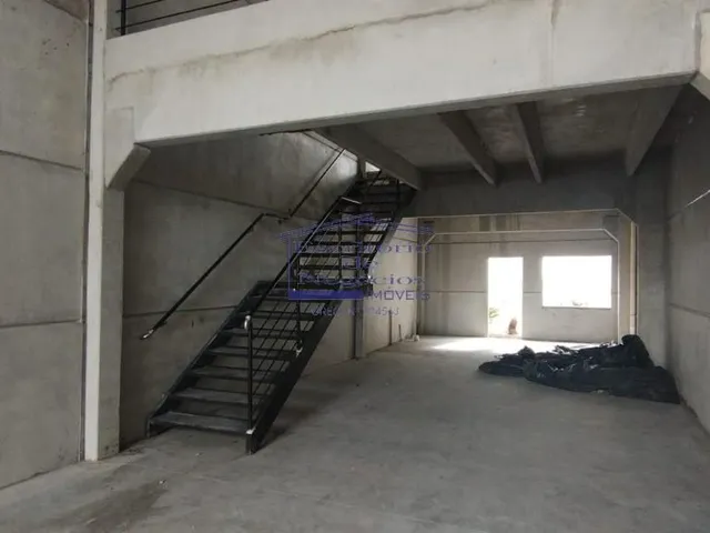Imagem 4: Aluguel de Loja Térrea Comercial em Porto Alegre, 150m2, Localização Estratégica em