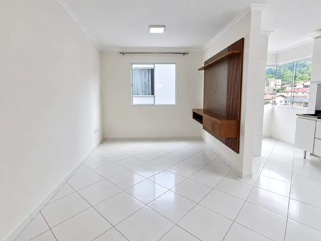 Imagem 5: Apartamento mobiliado de 2 quartos à venda no Estrada Nova