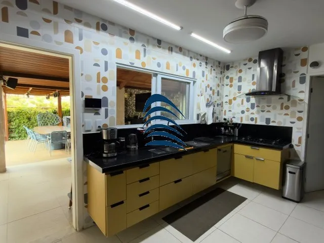 Imagem 4: CASA VENDA - JAGUARIBE Excelente casa à venda de 4 suítes, recém reformada, móveis