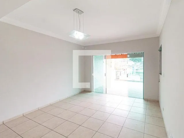 Imagem: Casa Residential em Osasco - São Paulo