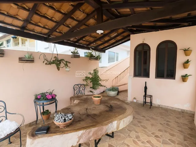 Imagem: Casa com 3 quartos à Venda, Vila Nova