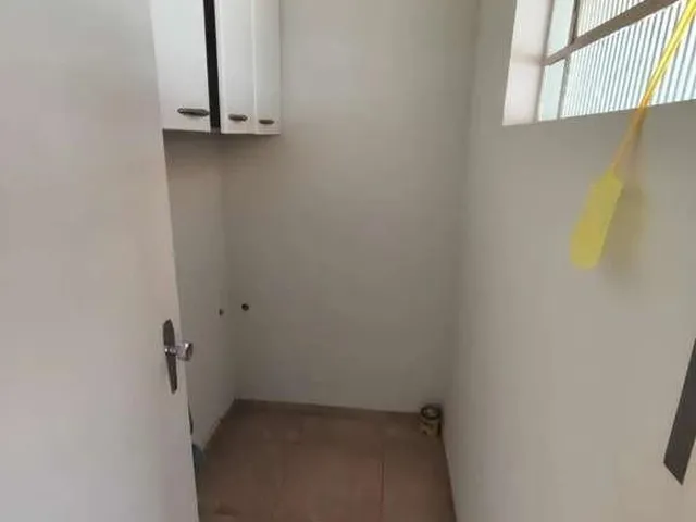 Imagem 10: Casa para Venda em Ponta Grossa, Jardim Carvalho, 3 dormitórios, 2 banheiros, 3 vagas