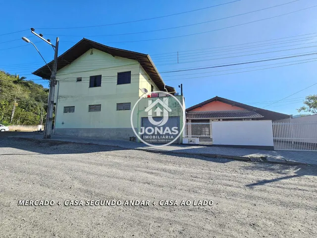Imagem 2: Imóvel Comercial e Residencial à Venda na Itoupavazinha – 2 Construções e Excelente