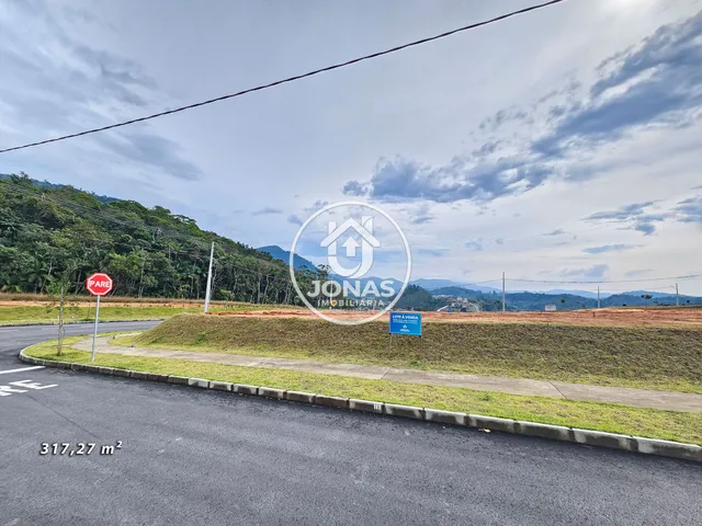 Imagem: Lote com 317,27m²