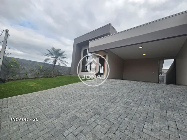 Imagem: Casa com 144m² e Amplo Terreno de 442m²