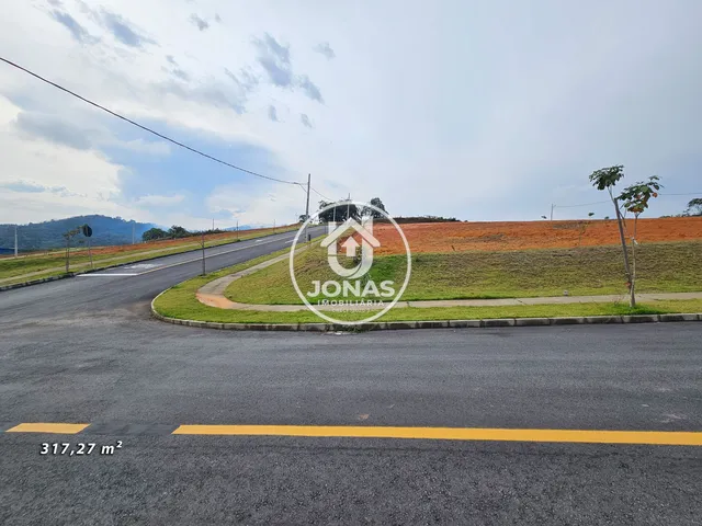 Imagem: Lote com 317,27 m²