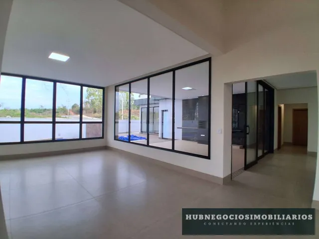 Imagem: Casa de condomínio à venda em Montes Claros