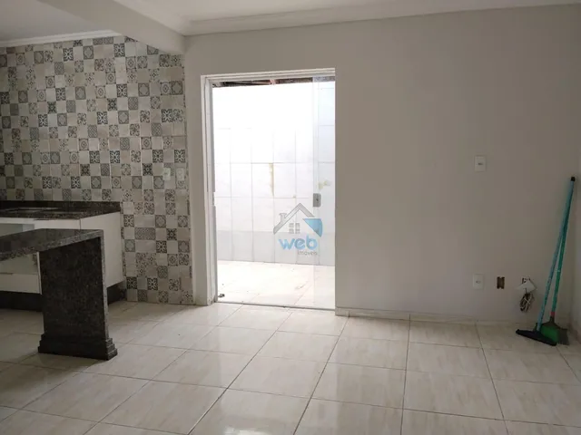 Imagem 16: P style="line-height: 1.4;">Localizada na Rua Giuseppe Covacci Júnior, 448, esta casa