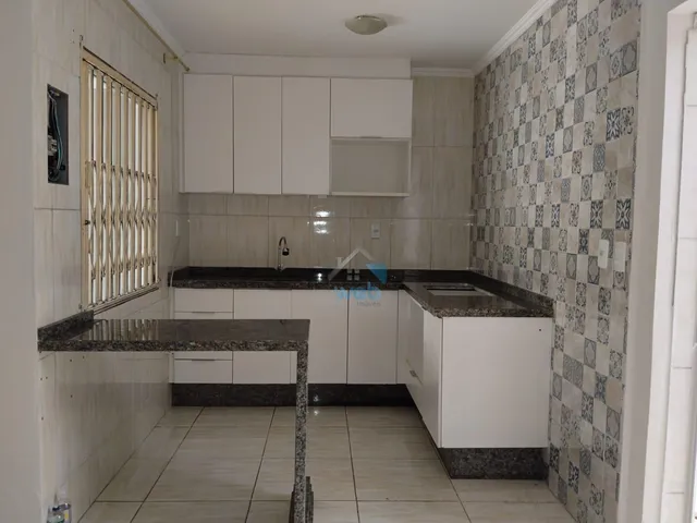 Imagem 4: P style="line-height: 1.4;">Localizada na Rua Giuseppe Covacci Júnior, 448, esta casa