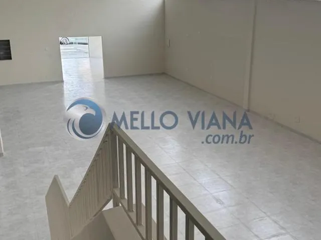 Imagem 9: Excelente loja comercial na Avenida principal da cidade, com 413m², 2 mezaninos, 1
