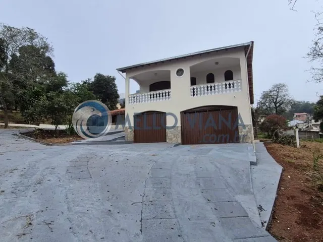 Imagem 14: Excelente chácara localizada em área urbana, com sala com varanda, 4 quartos (sendo 2