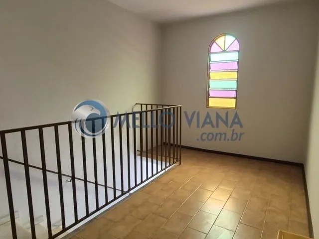 Imagem 12: Excelente chácara localizada em área urbana, com sala com varanda, 4 quartos (sendo 2