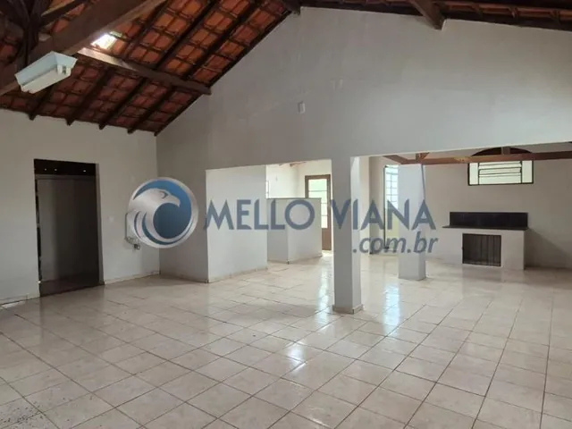 Imagem 16: Excelente chácara localizada em área urbana, com sala com varanda, 4 quartos (sendo 2