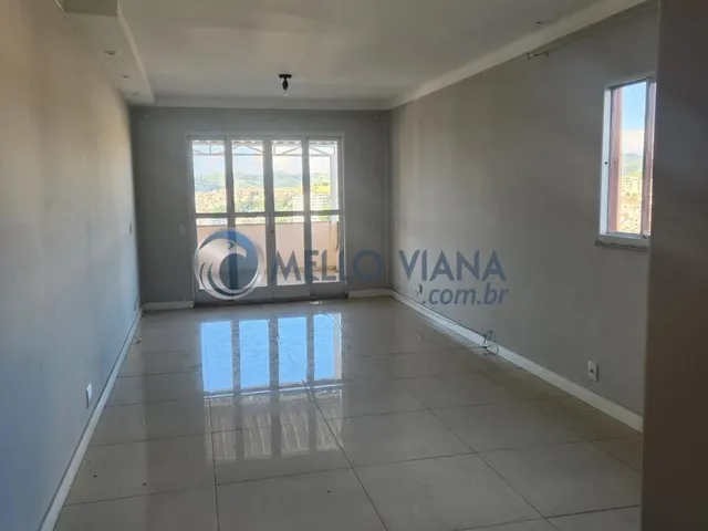 Imagem: Apartamento reformado com 2 quartos (1 suite