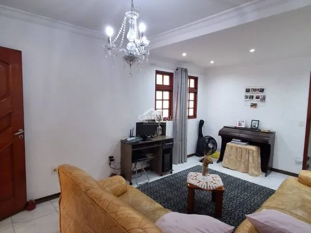 Imagem: Casa com 3 Quartos, Parque Cidade Jardim