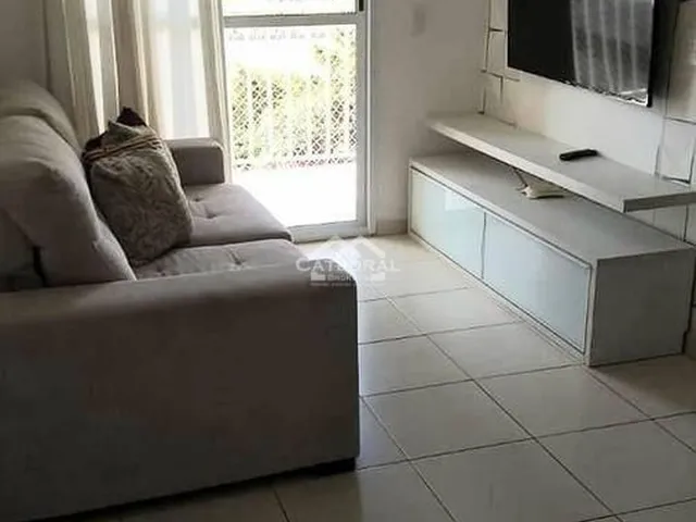 Imagem: Apartamento com 2 Dormitórios À Venda