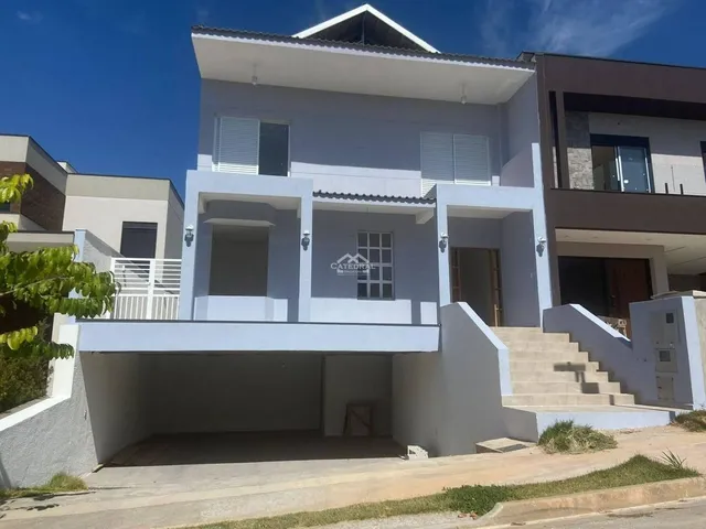 Imagem: Casa com 4 Dormitórios À Venda, 330 M²
