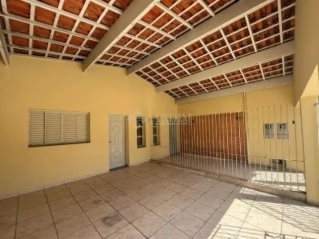 Imagem 7: CASA COM EDÍCULA