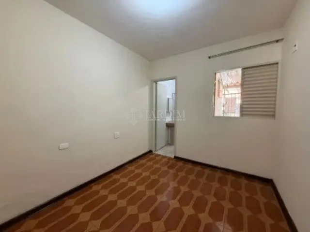 Imagem 4: CASA COM EDÍCULA