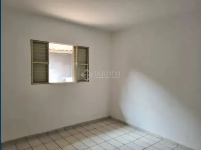 Imagem 16: CASA COM EDÍCULA
