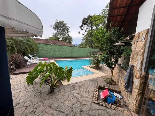 Imagem 16: Venda - Casas - 5 dormitórios - Quitandinha - Petrópolis - RJ