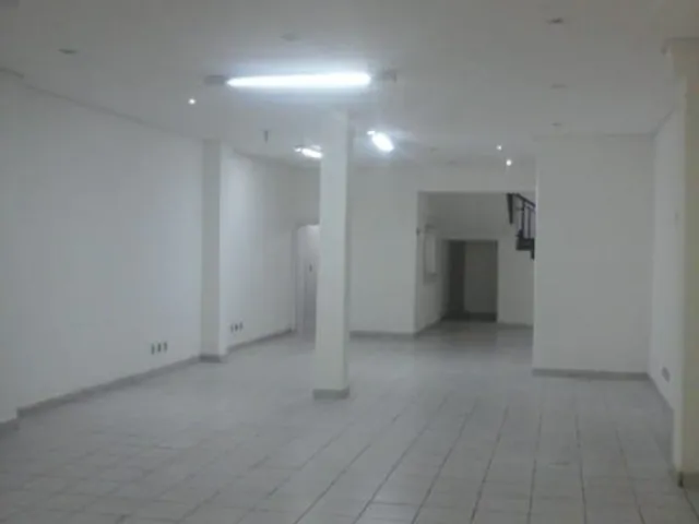 Imagem 5: Salão Comercial de Alto Padrão para Locação no Centro de Sorocaba-Sp: 6 Salas, 4 Banheiros, 252M² de Área