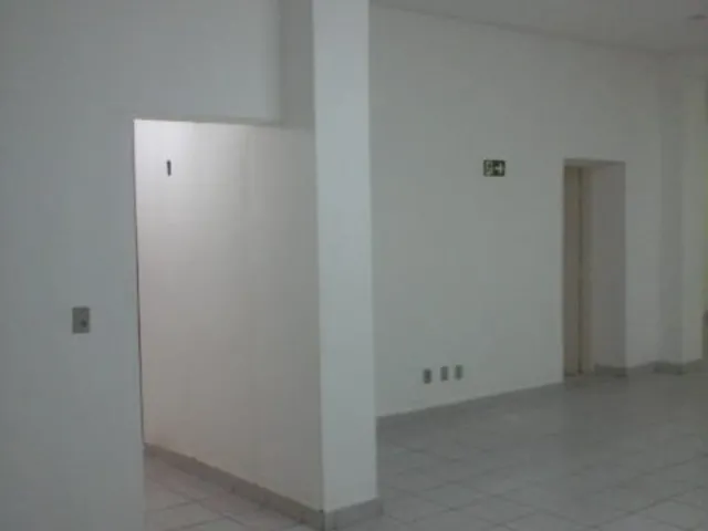 Imagem 6: Salão Comercial de Alto Padrão para Locação no Centro de Sorocaba-Sp: 6 Salas, 4 Banheiros, 252M² de Área