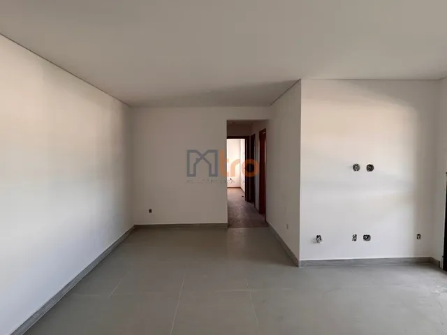 Imagem 15: Apartamento À Venda no Centro de Itajubá-Mg: 3 Quartos, 1 Suíte, 2 Salas, 2 Banheiros, 1 Vaga de Garagem, 97M² de Área