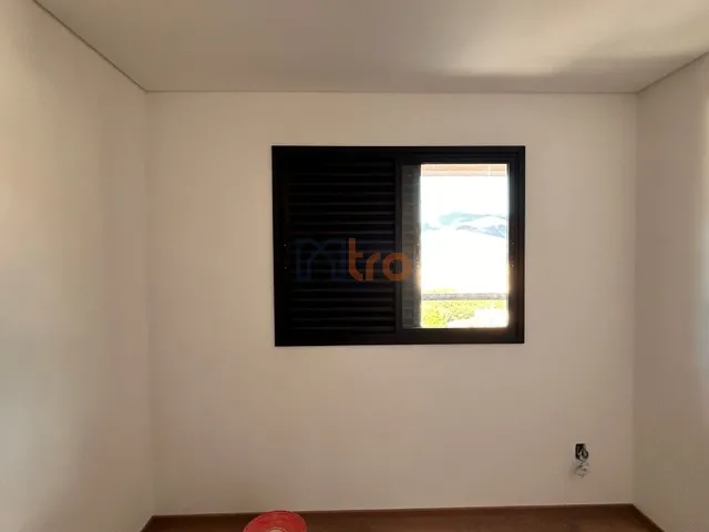 Imagem 9: Apartamento À Venda no Centro de Itajubá-Mg: 3 Quartos, 1 Suíte, 2 Salas, 2 Banheiros, 1 Vaga de Garagem, 97M² de Área