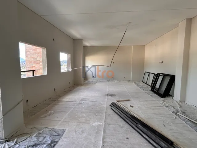 Imagem 13: Apartamento À Venda no Centro de Itajubá-Mg: 3 Quartos, 1 Suíte, 2 Salas, 2 Banheiros, 1 Vaga de Garagem, 97M² de Área