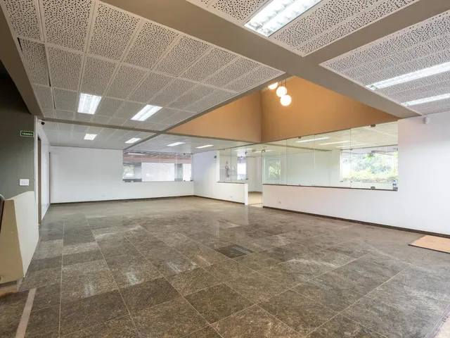 Imagem 13: P style="line-height: 1.4;">SEDE INSTITUCIONAL NO SAUS – 1.985 M² – AUDITÓRIO PARA