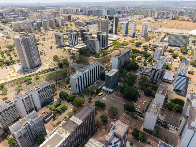 Imagem 15: P style="line-height: 1.4;">SEDE INSTITUCIONAL NO SAUS – 1.985 M² – AUDITÓRIO PARA