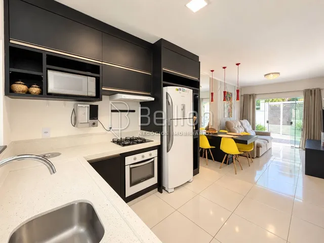 Imagem: Casa Mobiliada com 2 Quartos à Venda na