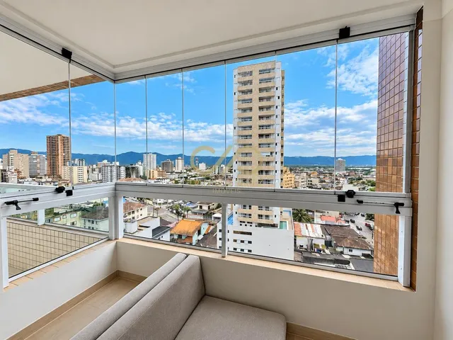 Imagem: O apartamento possui 2 Dormitórios, 1 Suíte, 2 Banheiros,