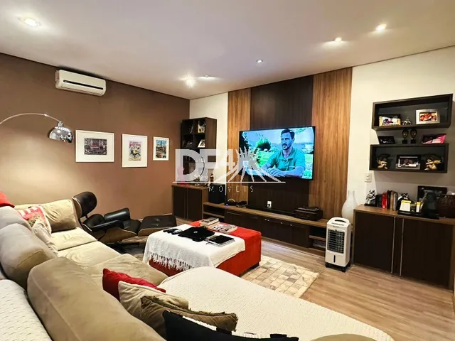 Imagem 2: Sobrado de 3 Suítes à Venda no Residencial Pinheiros Arniqueiras ACEITA FINANCIAMENTO