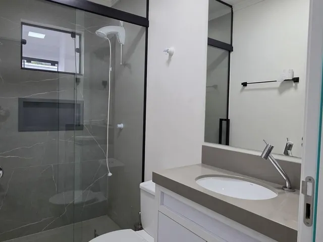 Imagem 15: Apartamento Semi Mobiliado a Venda em Balneário Piçarras Sc