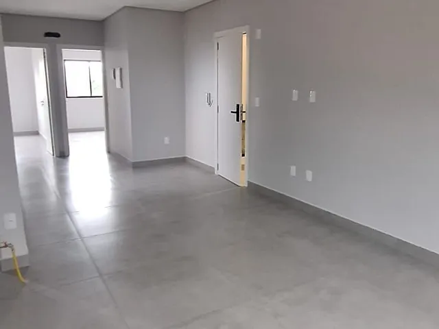 Imagem 5: Apartamento no centro de Balneário Piçarras Sc
