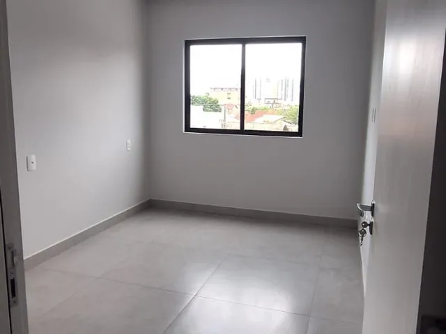Imagem 2: Apartamento no centro de Balneário Piçarras Sc