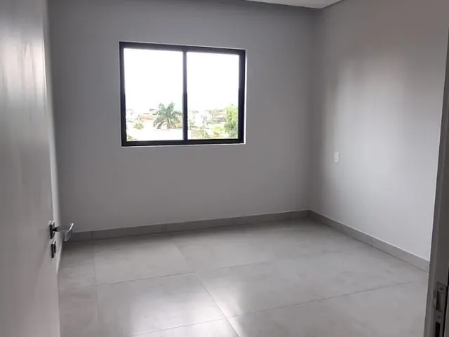 Imagem 10: Apartamento no centro de Balneário Piçarras Sc
