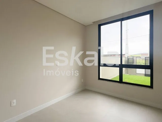 Imagem 2: CASA GEMINADA COM 02 DORMITÓRIOS SENDO 01 SUÍTE