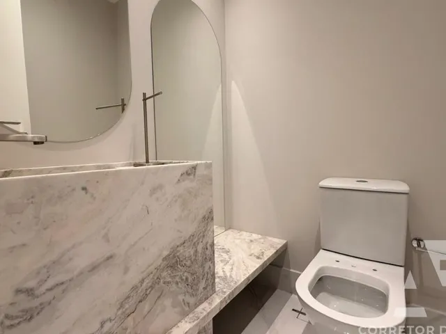 Imagem 5: Apartamento para locação no Centro de Balneário Camboriú-SC: 4 quartos, 2 suítes, 1