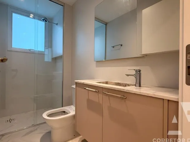 Imagem 7: Apartamento para locação no Centro de Balneário Camboriú-SC: 4 quartos, 2 suítes, 1