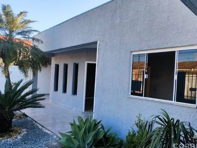 Imagem 3: Imperdível casa de 3 quartos com suíte e 2 salas no bairro Santa Regina em