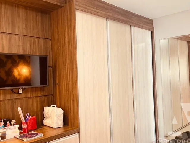 Imagem 3: Apartamento de Luxo no Centro de Balneário Camboriú-Sc: 3 Quartos, 3 Suítes, 2 Salas, 4 Banheiros e 2 Vagas de Garagem!