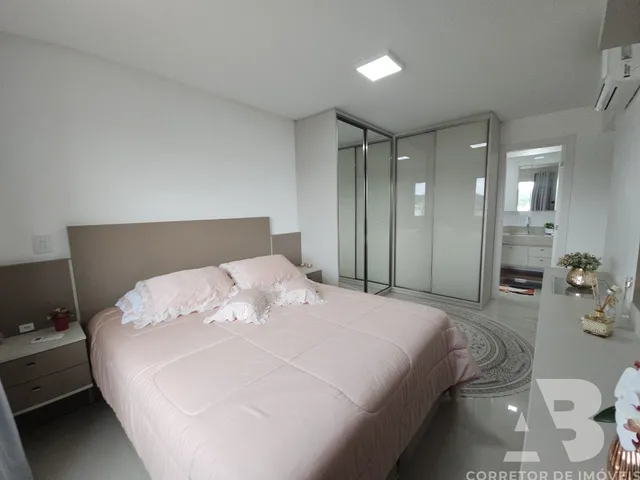 Imagem 16: Venda de Apartamento no Centro de Camboriú-SC: 2 Quartos, 1 Suíte, 2 Salas, 2