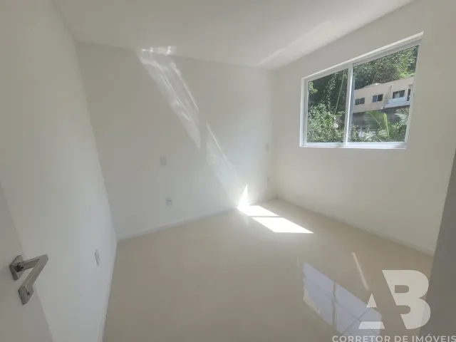Imagem 11: Venda de Apartamento de Luxo em Camboriú-SC - 2 Quartos, 2 Suítes, 2 Salas e mais!