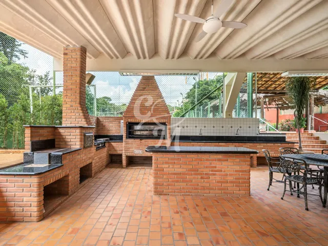 Imagem 12: Casa Ampla com 4.800 M², Piscina e Muito Verde