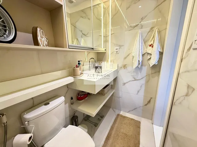 Imagem 10: Imperdível oportunidade: Apartamento de luxo com 3 quartos, 3 suítes e 2 salas no